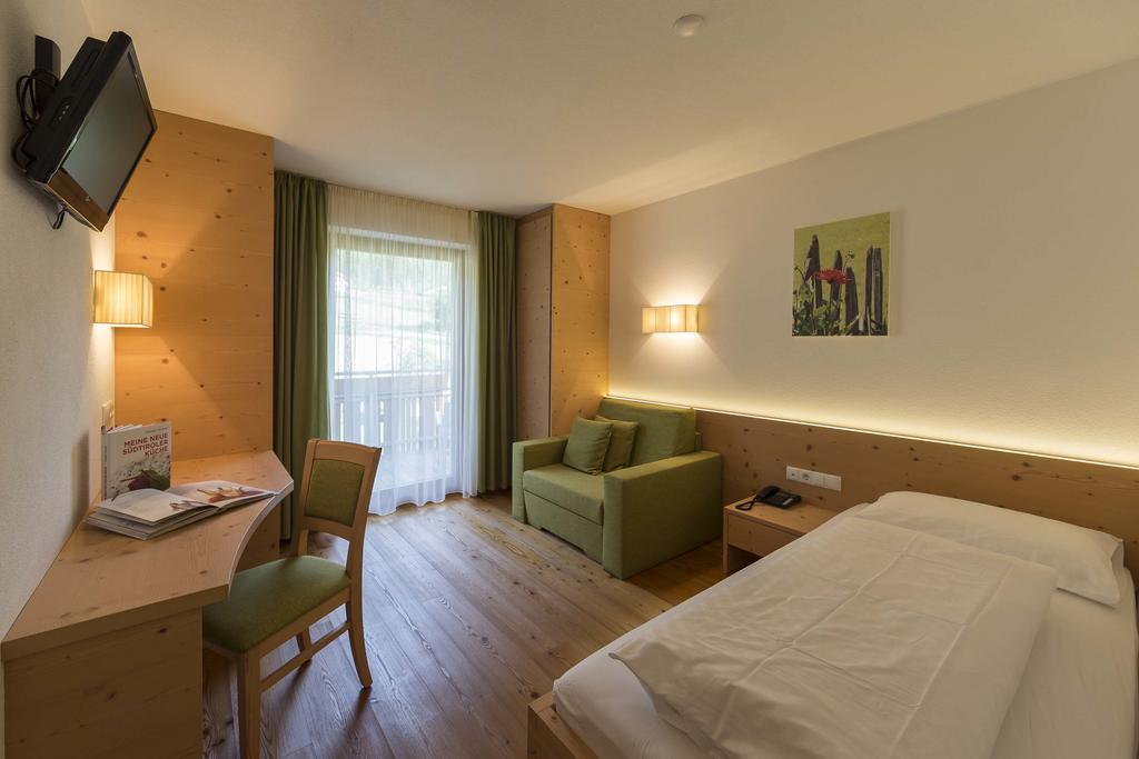 Hotel Foestlerhof Villa Ottone Buitenkant foto