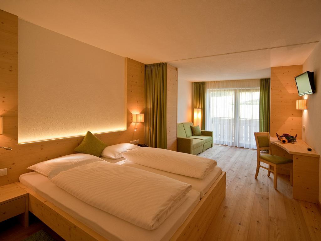 Hotel Foestlerhof Villa Ottone Buitenkant foto