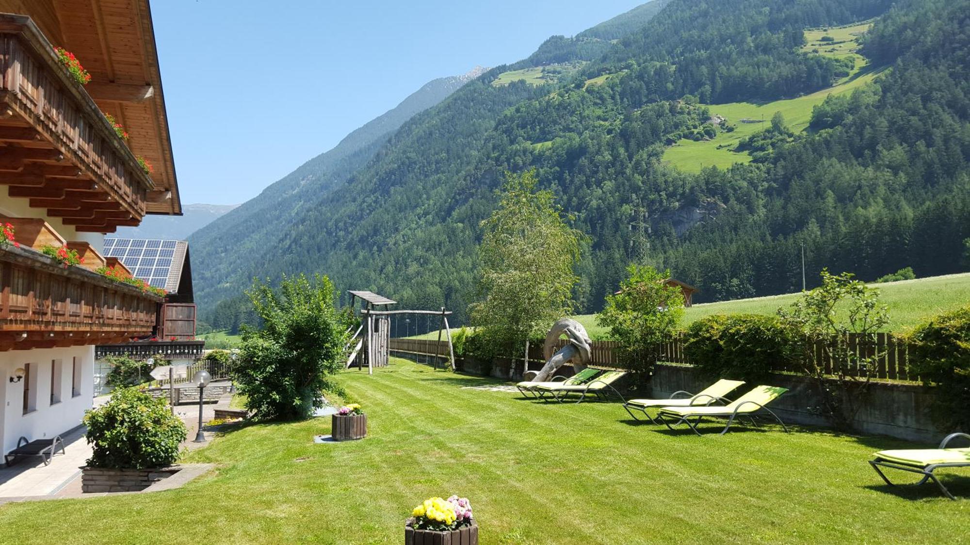 Hotel Foestlerhof Villa Ottone Buitenkant foto